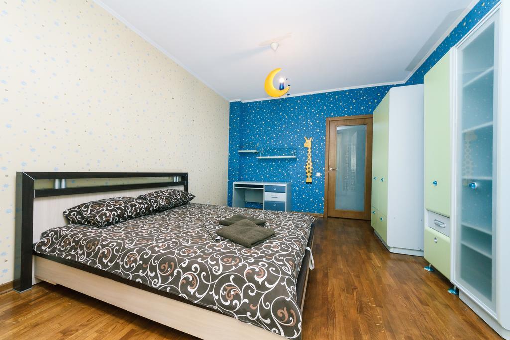 Two-Storey Apartment Near Iec Київ Екстер'єр фото