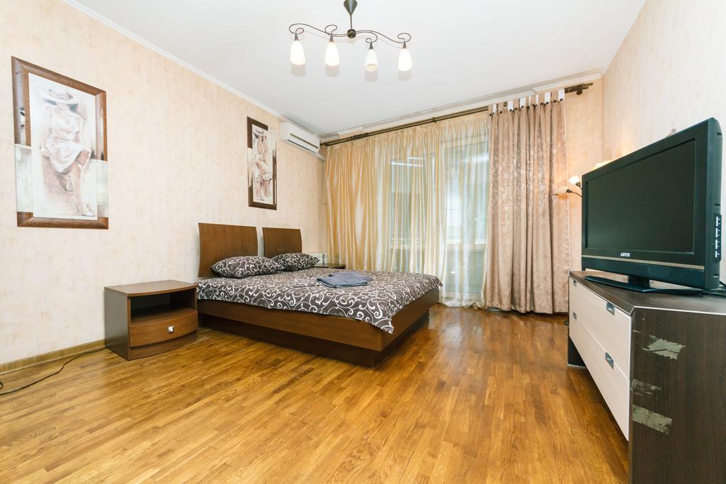 Two-Storey Apartment Near Iec Київ Екстер'єр фото