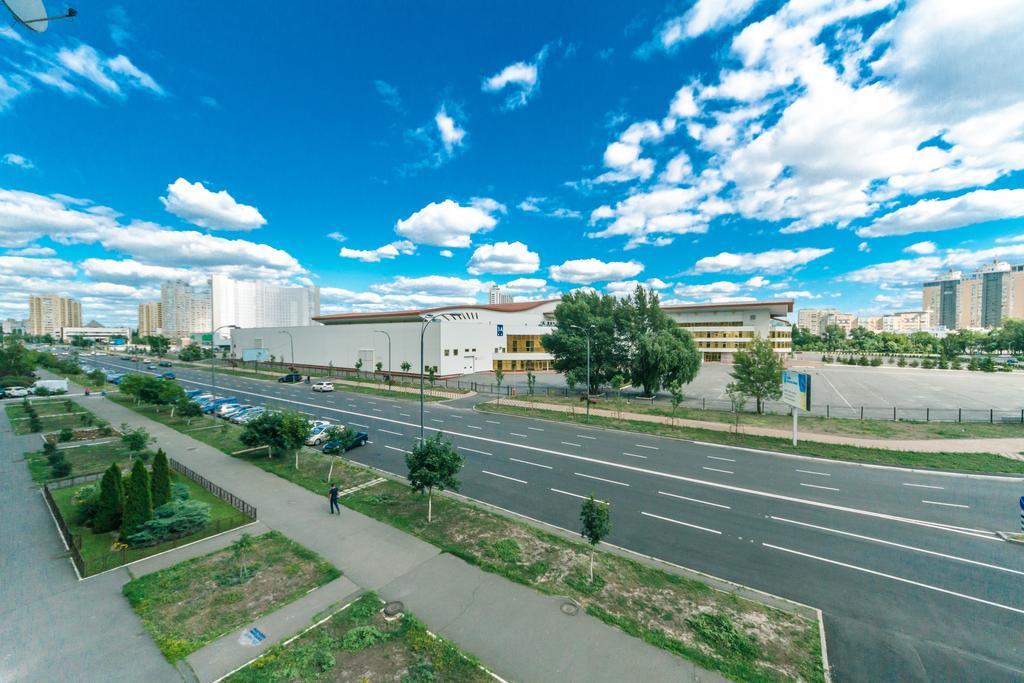 Two-Storey Apartment Near Iec Київ Екстер'єр фото